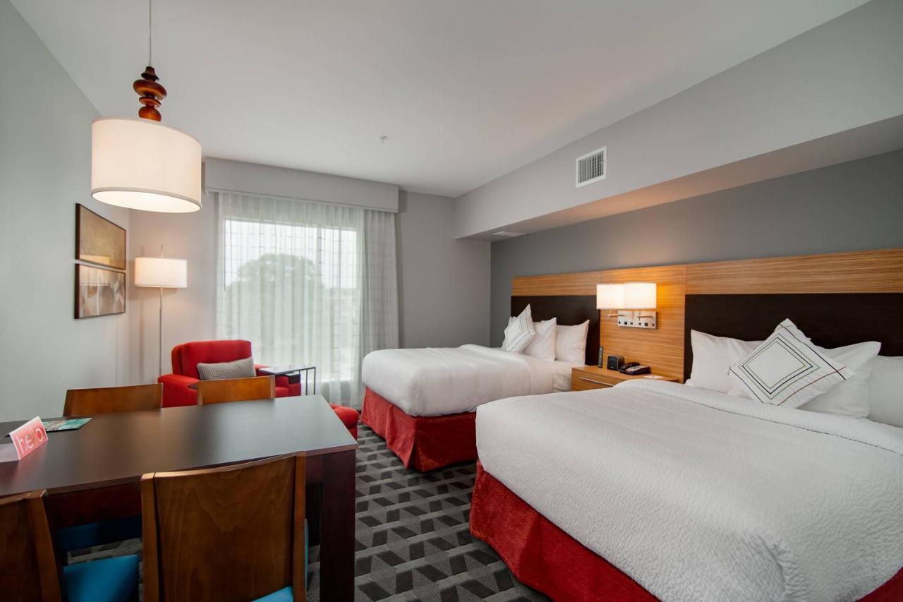 Towneplace Suites Fort Worth University Area/Medical Center Екстериор снимка